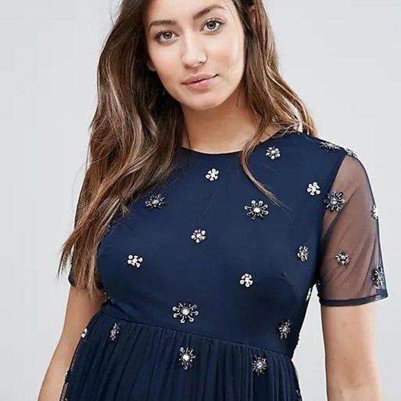 M-Maya Maternity, M, s/s poly embellished dress - Picture 2 of 6